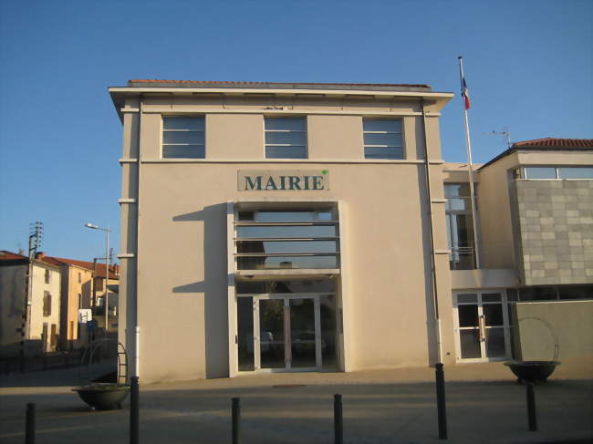 La mairie dAulnat en 2011 - Aulnat (63510) - Puy-de-Dôme