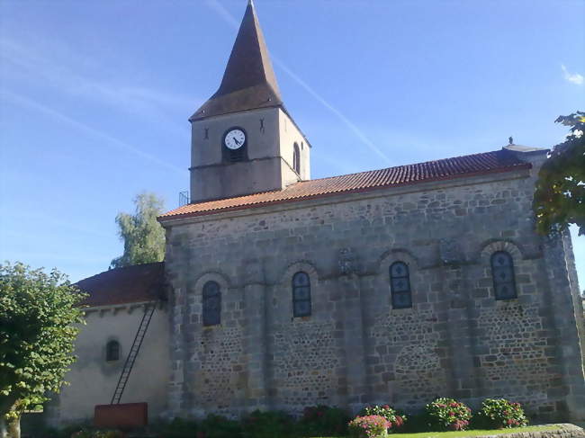 L'Église Saint-Pierre classée aux monuments historiques - Biollet (63640) - Puy-de-Dôme