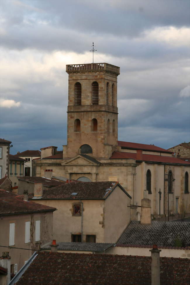 L'église Saint-Pierre - Lezoux (63190) - Puy-de-Dôme