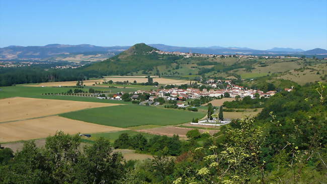 Orsonnette au fond de son anse - Orsonnette (63340) - Puy-de-Dôme