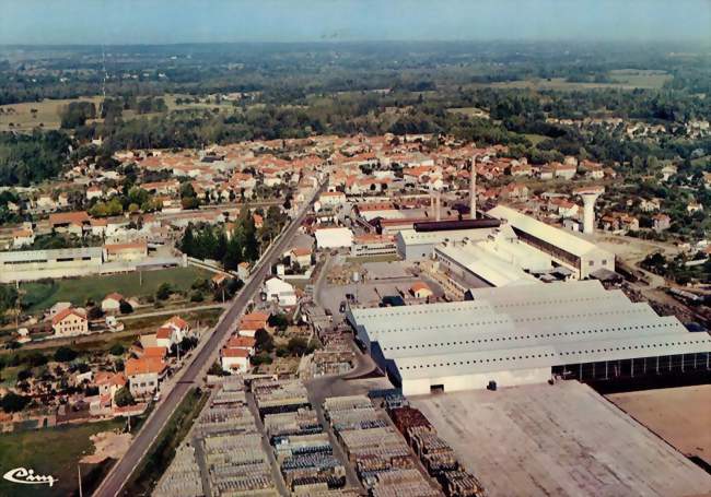 Vue générale de Puy-Guillaume - Puy-Guillaume (63290) - Puy-de-Dôme