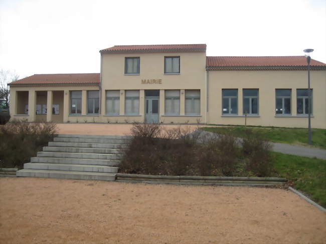 Mairie de Saint-Denis-Combarnazat - Saint-Denis-Combarnazat (63310) - Puy-de-Dôme