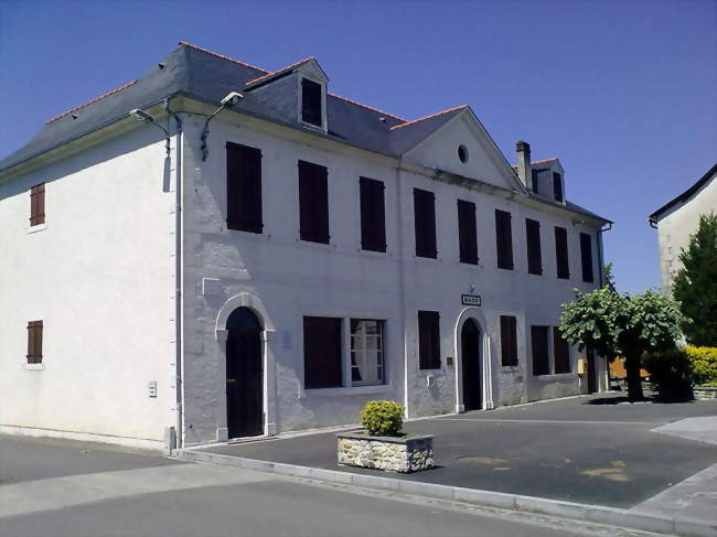 La mairie - Arros-de-Nay (64800) - Pyrénées-Atlantiques