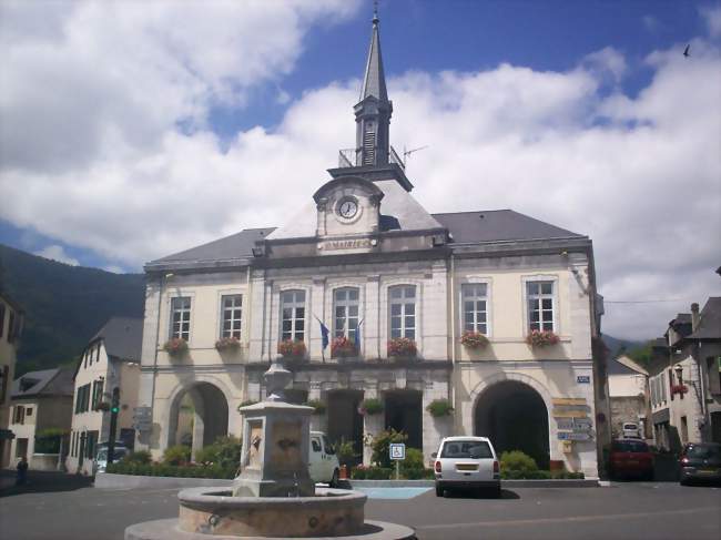 La mairie d'Arudy - Arudy (64260) - Pyrénées-Atlantiques