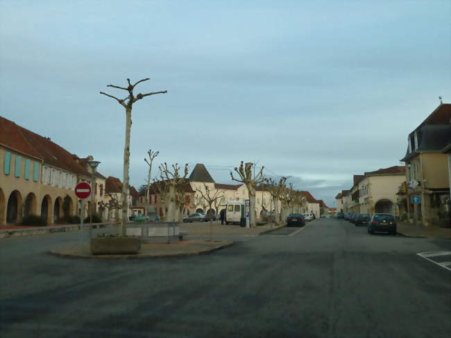 Le village - Arzacq-Arraziguet (64410) - Pyrénées-Atlantiques