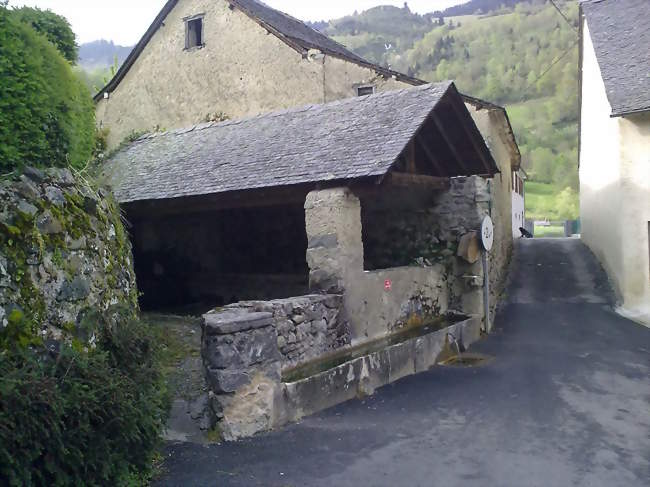 Un lavoir de Bilhères - Bilhères (64260) - Pyrénées-Atlantiques