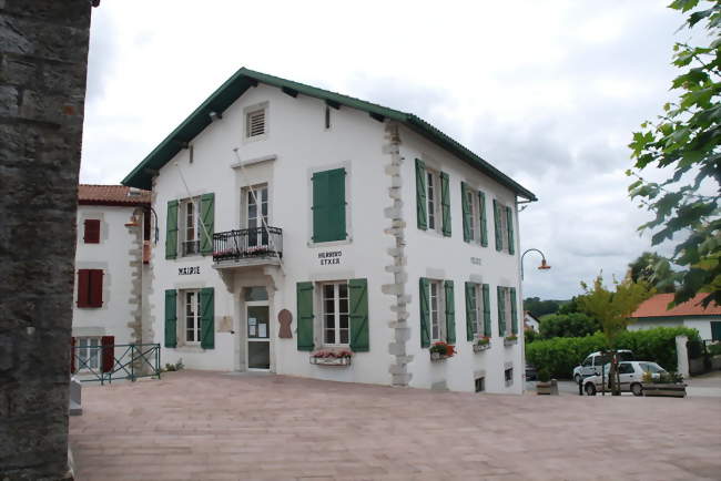 La mairie de Briscous - Briscous (64240) - Pyrénées-Atlantiques