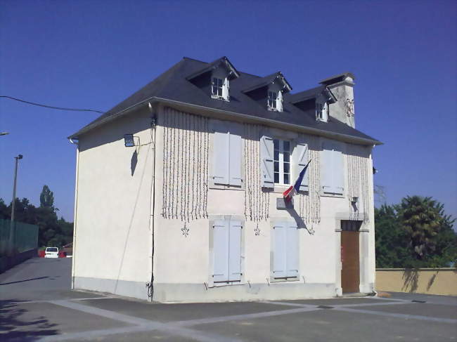 La mairie - Haut-de-Bosdarros (64800) - Pyrénées-Atlantiques