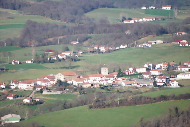 Vue du centre d'Irissary - Irissarry (64780) - Pyrénées-Atlantiques
