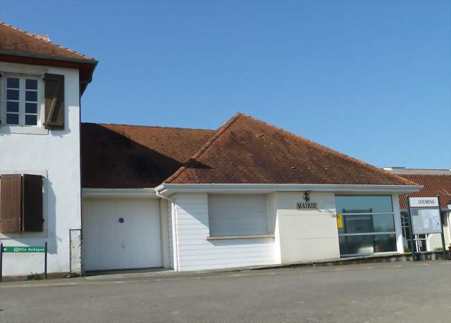 La mairie de Loubieng - Loubieng (64300) - Pyrénées-Atlantiques