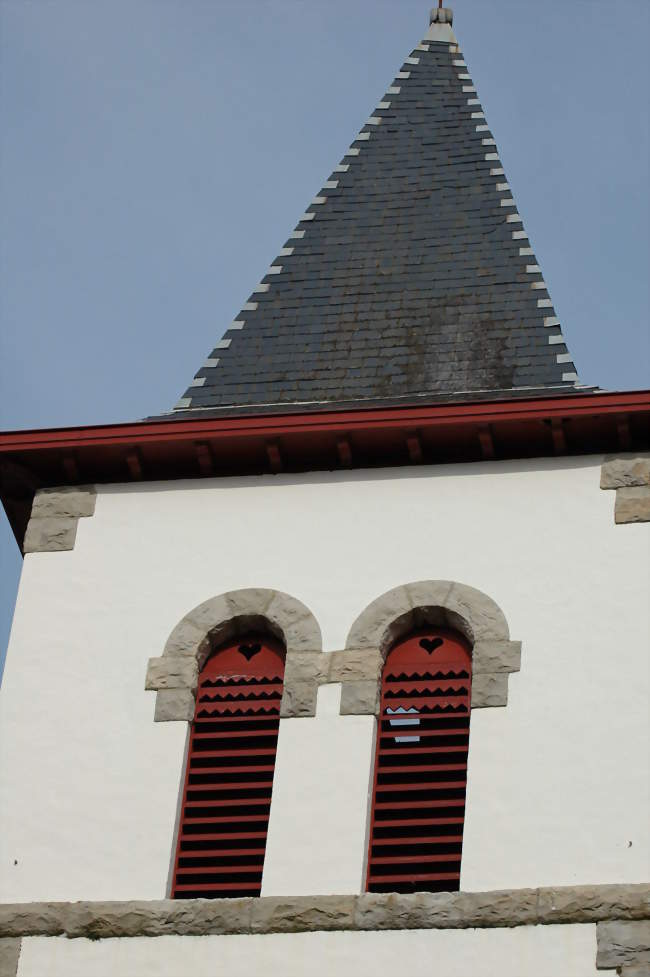 Détail du clocher de l'église Saint-Laurent - Méharin (64120) - Pyrénées-Atlantiques