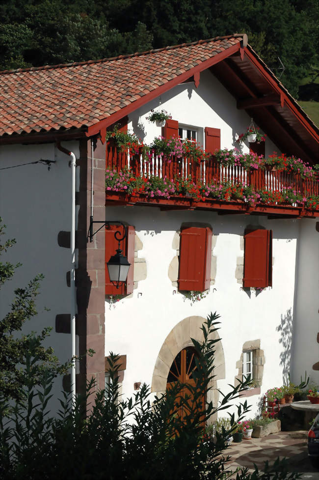 Maison basque de style bas-navarrais - Saint-Étienne-de-Baïgorry (64430) - Pyrénées-Atlantiques