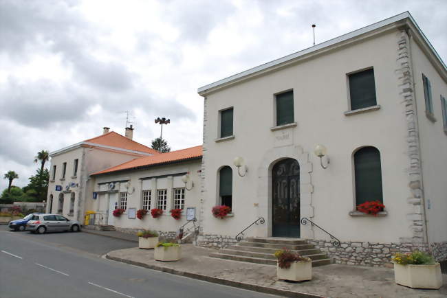 Mairie d'Urt - Urt (64240) - Pyrénées-Atlantiques