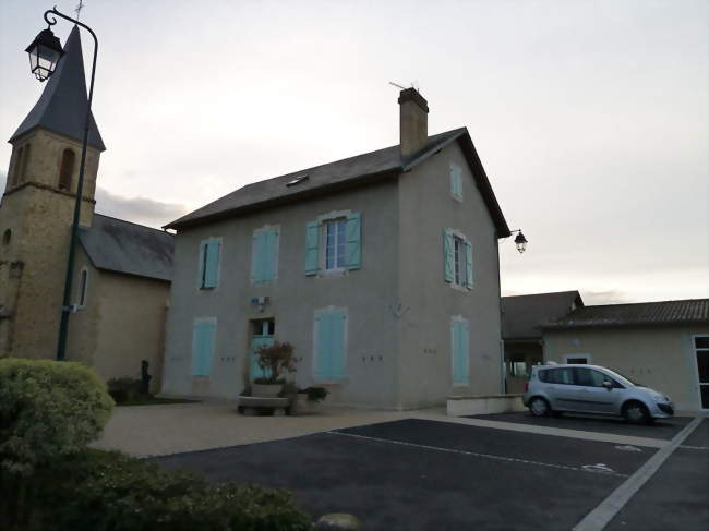 La mairie de Vignes - Vignes (64410) - Pyrénées-Atlantiques
