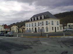 photo Agent / Agente d'entretien-propreté de bureaux