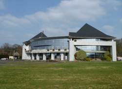 photo LE TOUR DU THÉÂTRE EN 80 MINUTES