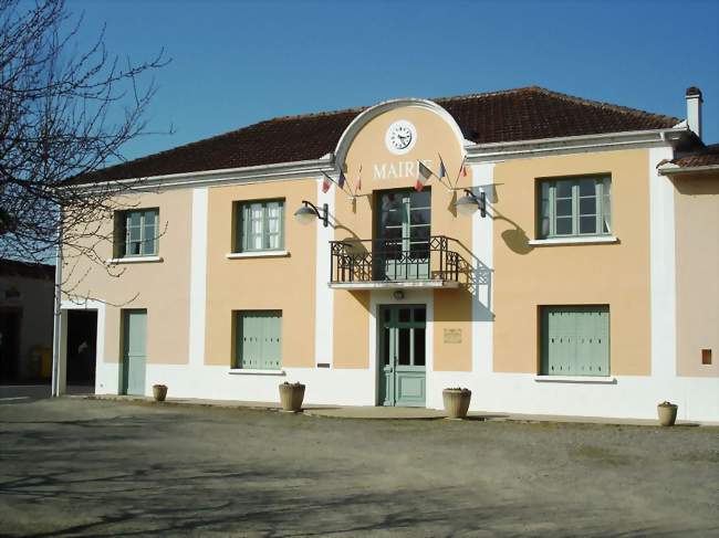 La mairie de Labatut-Rivière - Labatut-Rivière (65700) - Hautes-Pyrénées