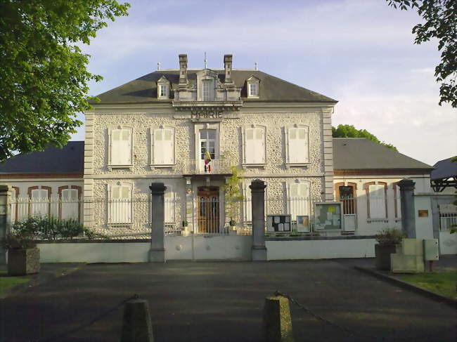 Mairie de Laloubère - Laloubère (65310) - Hautes-Pyrénées