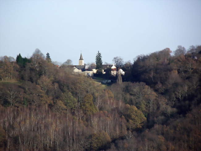 Le village vu depuis Averan - Layrisse (65380) - Hautes-Pyrénées