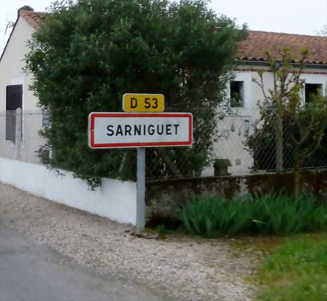Entrée dans Sarniguet - Sarniguet (65390) - Hautes-Pyrénées