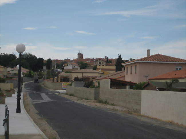 Entrée de Ponteilla depuis la route de Pollestres - Ponteilla (66300) - Pyrénées-Orientales