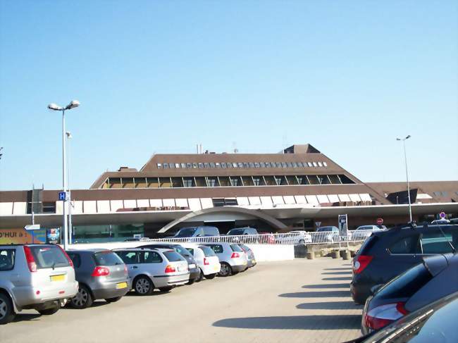Aéroport de Strasbourg Entzheim - Entzheim (67960) - Bas-Rhin
