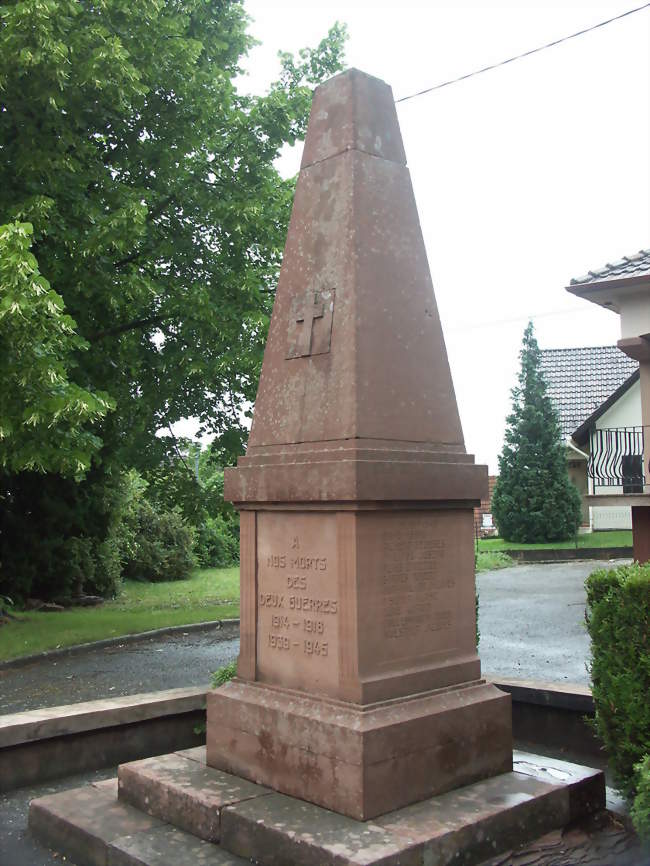 Monument dédié aux deux guerres mondiales - Frschwiller (67360) - Bas-Rhin