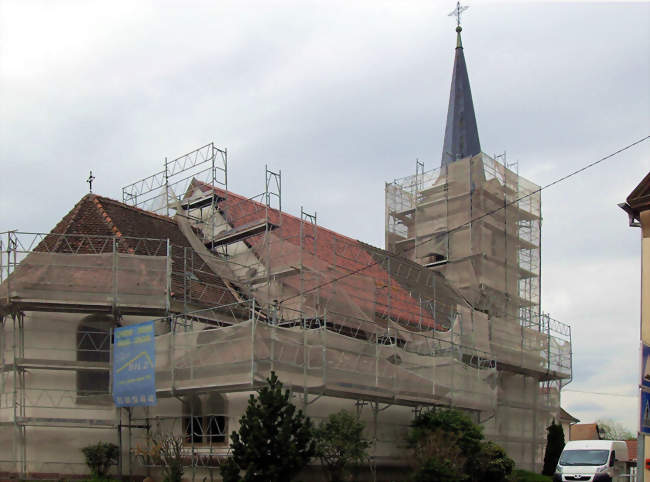 L'église Saint-Pierre et Saint-Paul en reconstruction - Uttenheim (67150) - Bas-Rhin