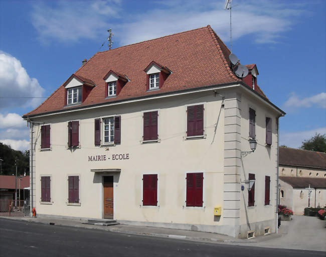 La mairie-école - Feldbach (68640) - Haut-Rhin