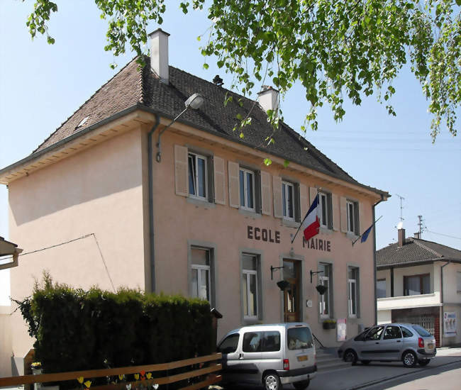 La mairie-école - Frningen (68720) - Haut-Rhin