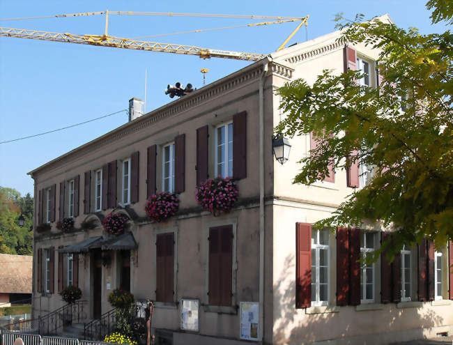 La mairie-école - Fulleren (68210) - Haut-Rhin