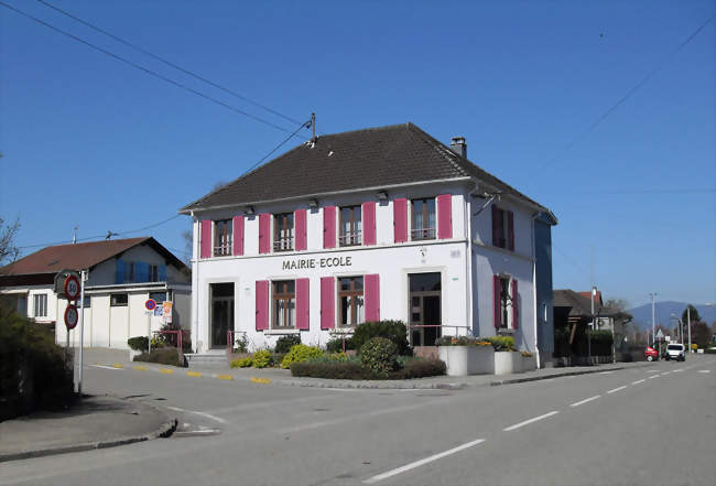 La mairie-école - Hecken (68210) - Haut-Rhin