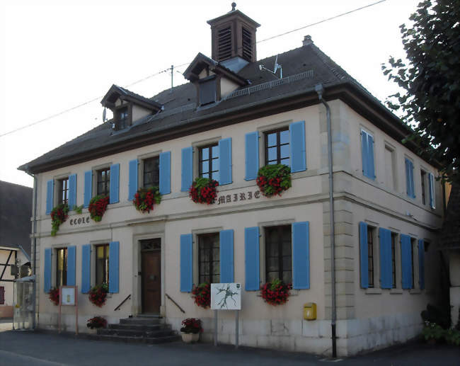 La mairie-école - Lutter (68480) - Haut-Rhin