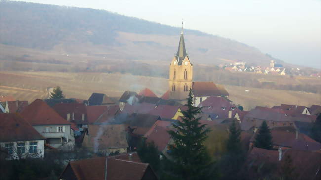 Le village vu depuis les vignes et, au fond, Saint-Hippolyte - Rodern (68590) - Haut-Rhin