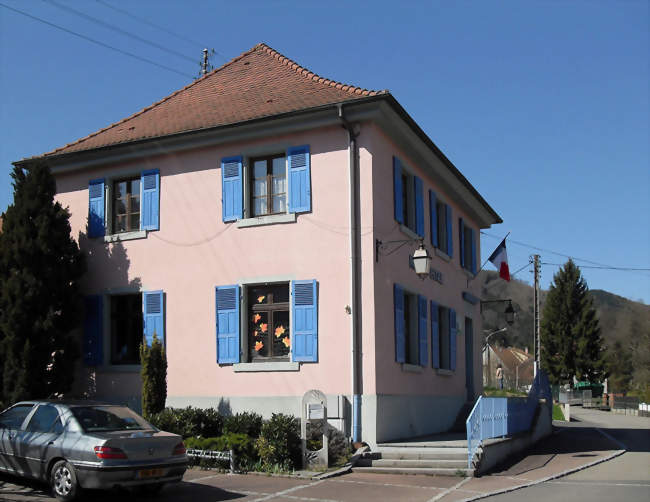La mairie-école - Sickert (68290) - Haut-Rhin