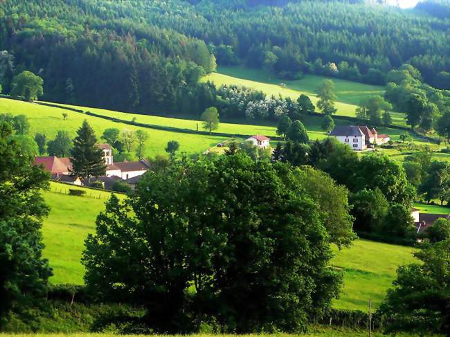 Vue générale du territoire communal - Aigueperse (69790) - Rhône