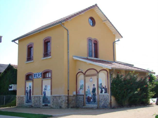 L'ancienne gare de Cercié - Cercié (69220) - Rhône
