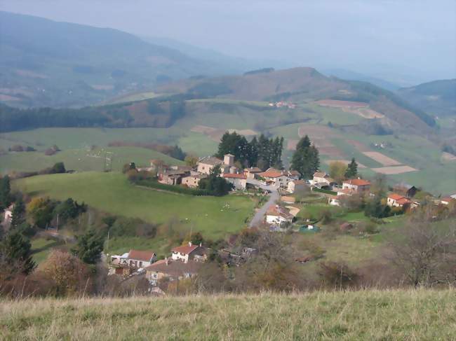 Vue sur le village de Chambost - Chambost-Allières (69870) - Rhône