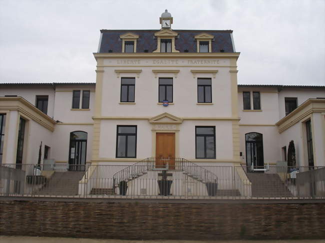 La mairie - Charly (69390) - Rhône