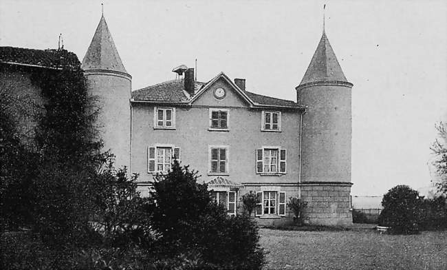 Le château entre 1901 et 1902 - Fleurieux-sur-l'Arbresle (69210) - Rhône