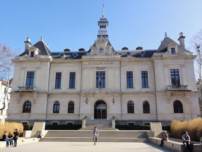 L'hôtel de ville (Jean Clapot 1903) - Oullins (69600) - Rhône