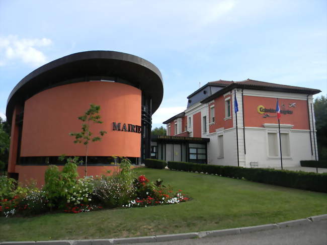 Mairie de Colombier-Saugnieu - Colombier-Saugnieu (69124) - Rhône