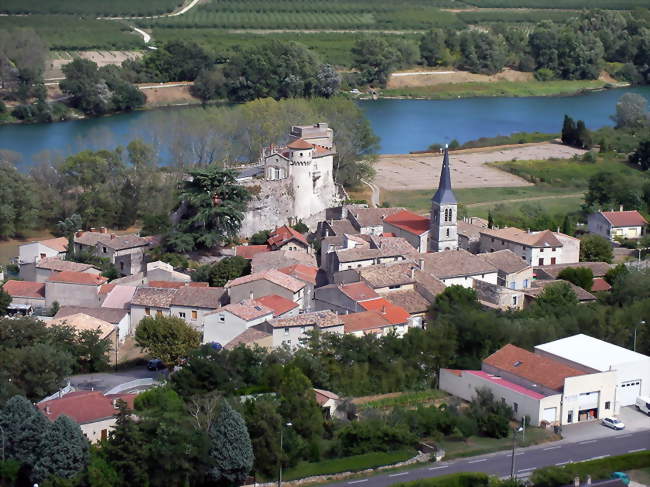 Vue du village depuis la colline - Châteaubourg (07130) - Ardèche