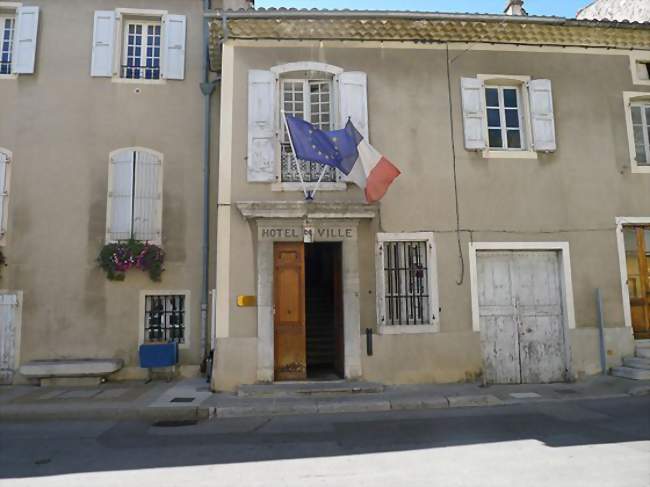 L'hôtel de ville - Chomérac (07210) - Ardèche