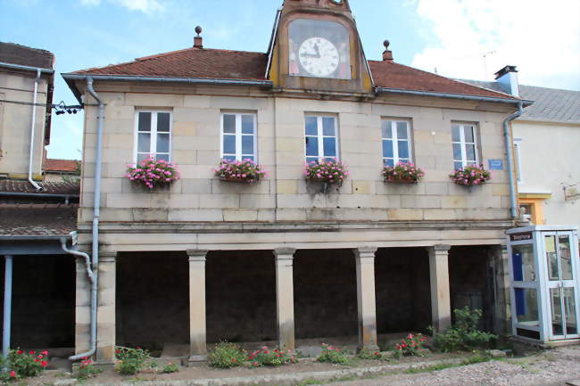 La Mairie-lavoir - Bouligney (70800) - Haute-Saône