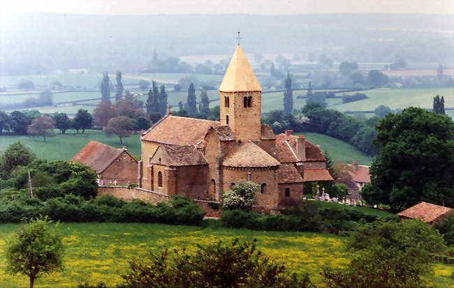 Vue du village - La Chapelle-sous-Brancion (71700) - Saône-et-Loire