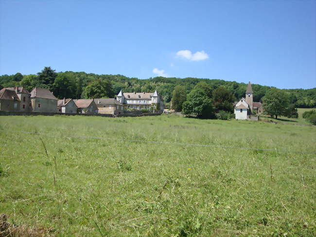 Vue du village - Chenôves (71390) - Saône-et-Loire