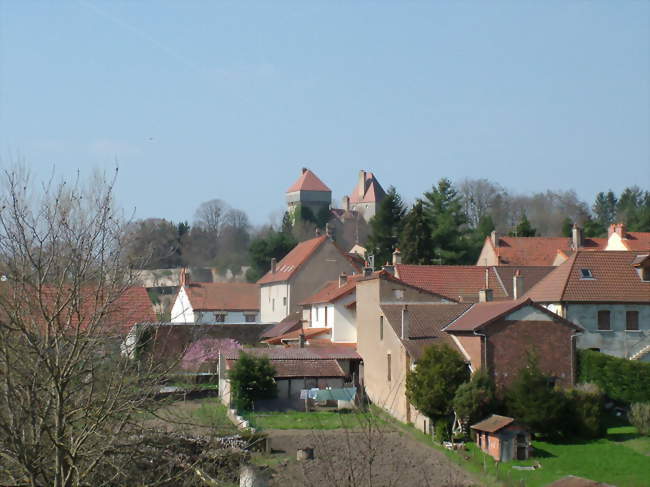 Les environs du château - Épinac (71360) - Saône-et-Loire