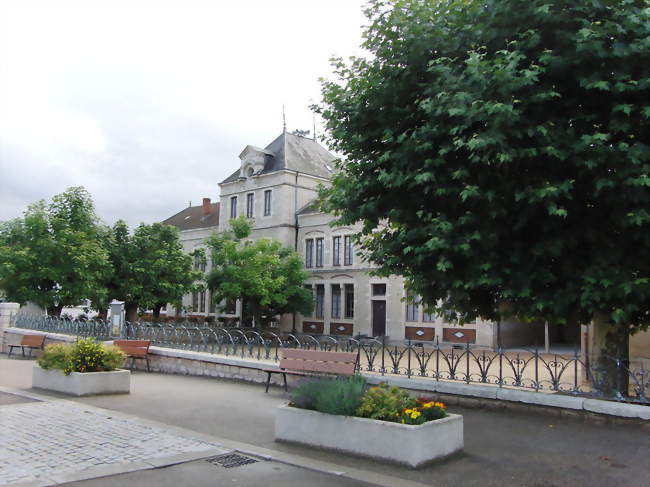 Mairie de Matour - Matour (71520) - Saône-et-Loire