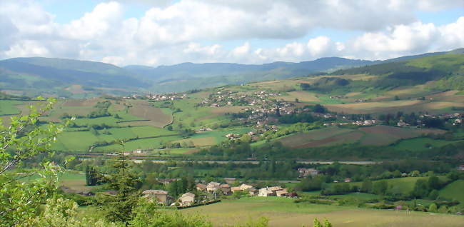 Milly-Lamartine vu depuis Berzé-la-Ville (mont de la Fâ) - Milly-Lamartine (71960) - Saône-et-Loire